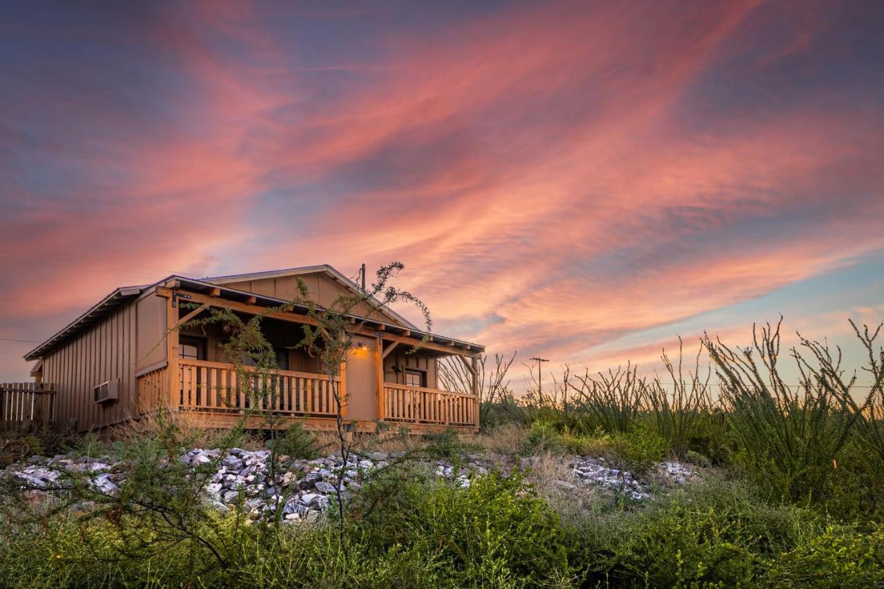 Miners Cabins #1 - Two Double Beds And Private Balcony Тумстоун Екстер'єр фото